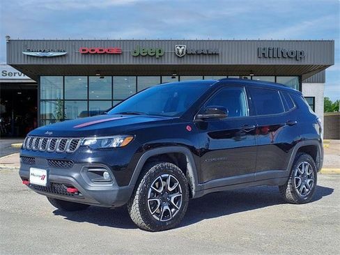 Used 2024 Jeep Compass Trailhawk image 1