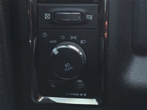 Used 2017 RAM 1500 Sport w/ Convenience Group image 26