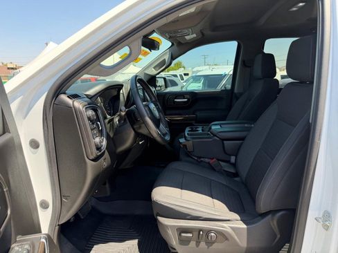 Used 2020 Chevrolet Silverado 1500 LT w/ Fleet Comfort Package AWD/4WD image 17