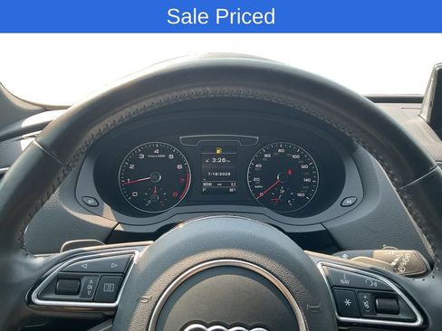 Used 2018 Audi Q3 2.0T Premium Plus w/ Premium Plus Package AWD/4WD image 14