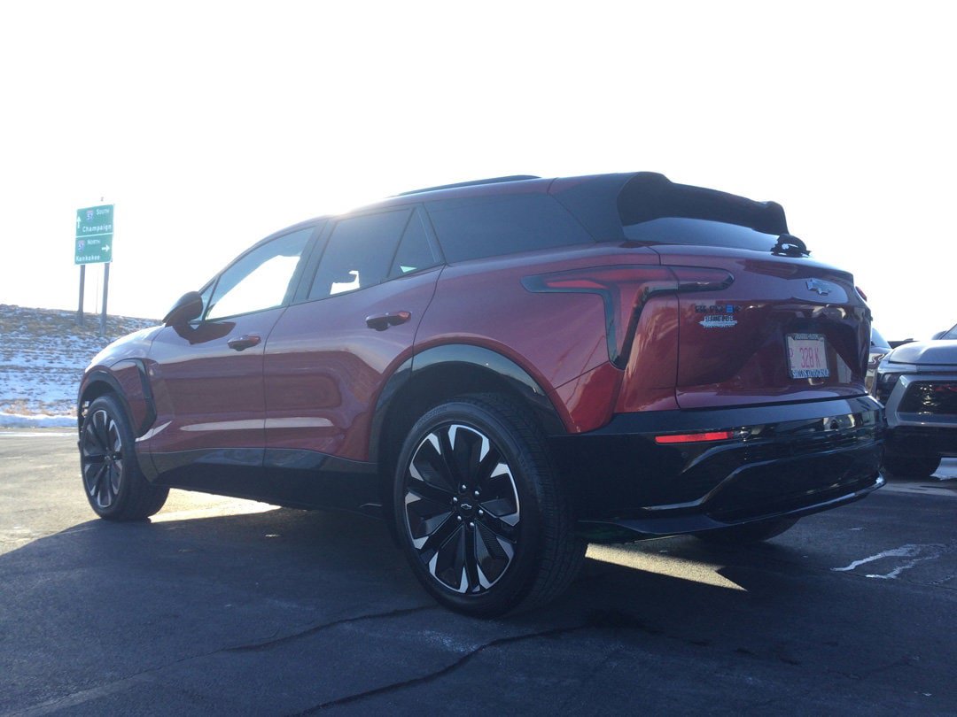 Used 2024 Chevrolet Blazer EV RS AWD/4WD image 9