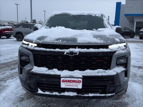 Used 2024 Chevrolet Traverse RS w/ LPO, Floor Liner Package image 3