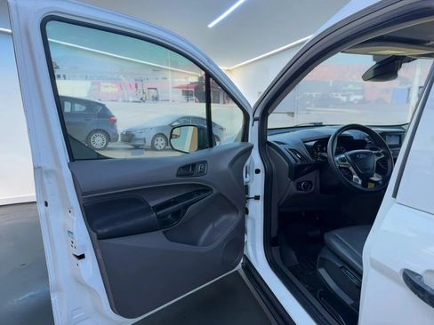 Used 2020 Ford Transit Connect XL FWD image 9
