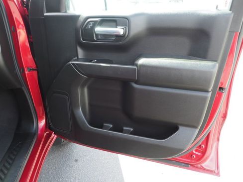 Used 2019 Chevrolet Silverado 1500 Custom Trail Boss w/ Custom Convenience Package AWD/4WD image 22