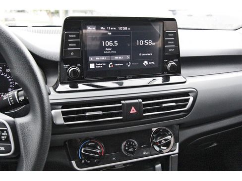 Used 2023 Kia Seltos LX image 15