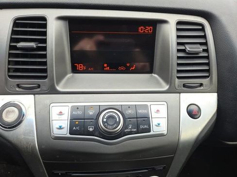 Used 2013 Nissan Murano S image 17