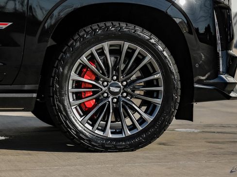 Used 2023 Cadillac Escalade V image 94