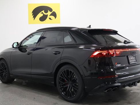 New 2026 Audi SQ8 Prestige image 9