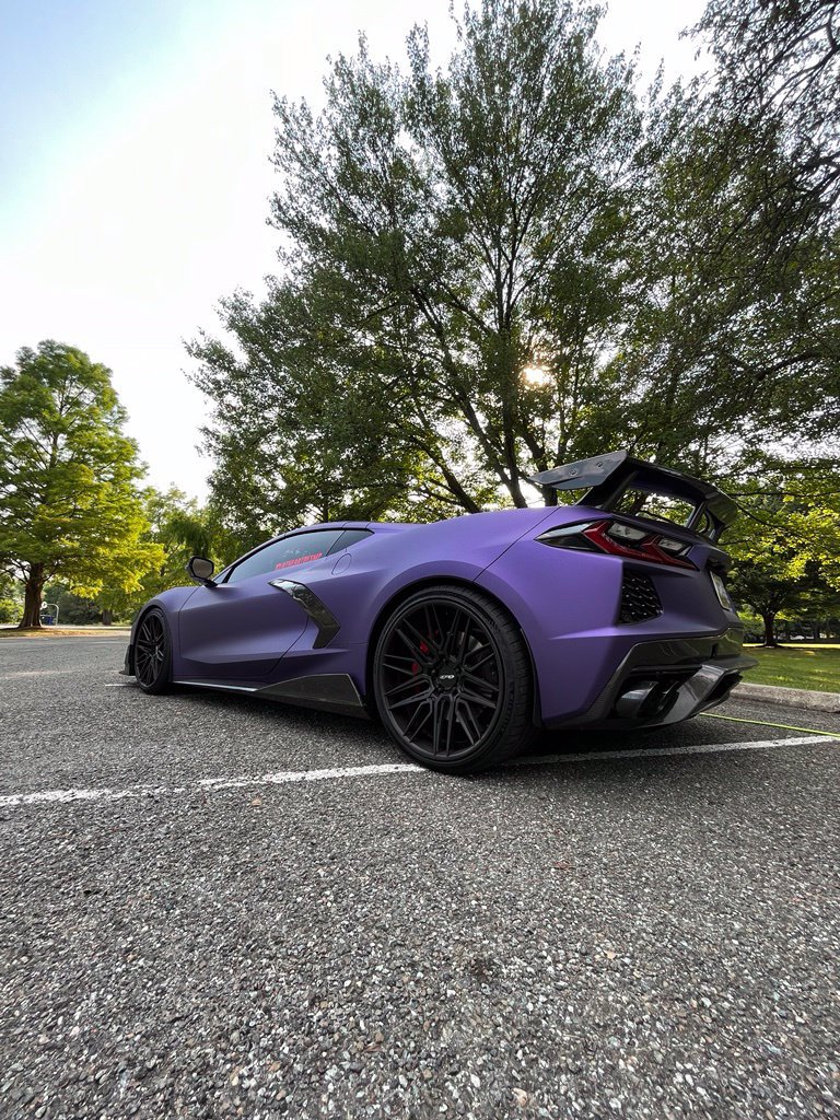 Used 2020 Chevrolet Corvette Stingray Premium Cpe w/ 3LT Preferred Equipment Group RWD image 8