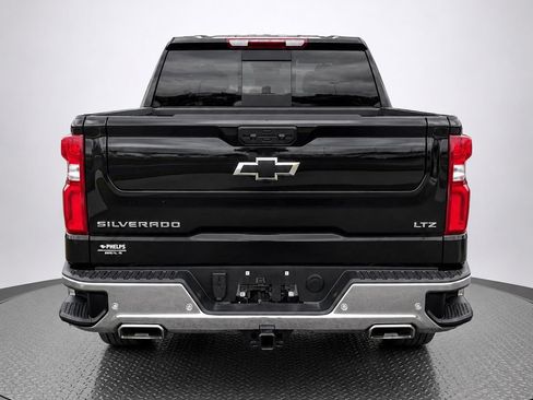 Used 2025 Chevrolet Silverado 1500 LTZ w/ LTZ Premium Package AWD/4WD image 4