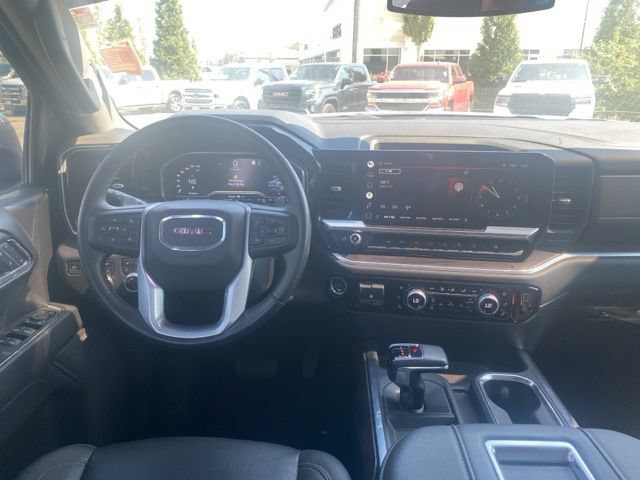 Used 2022 GMC Sierra 1500 SLT w/ SLT Premium Package AWD/4WD image 14
