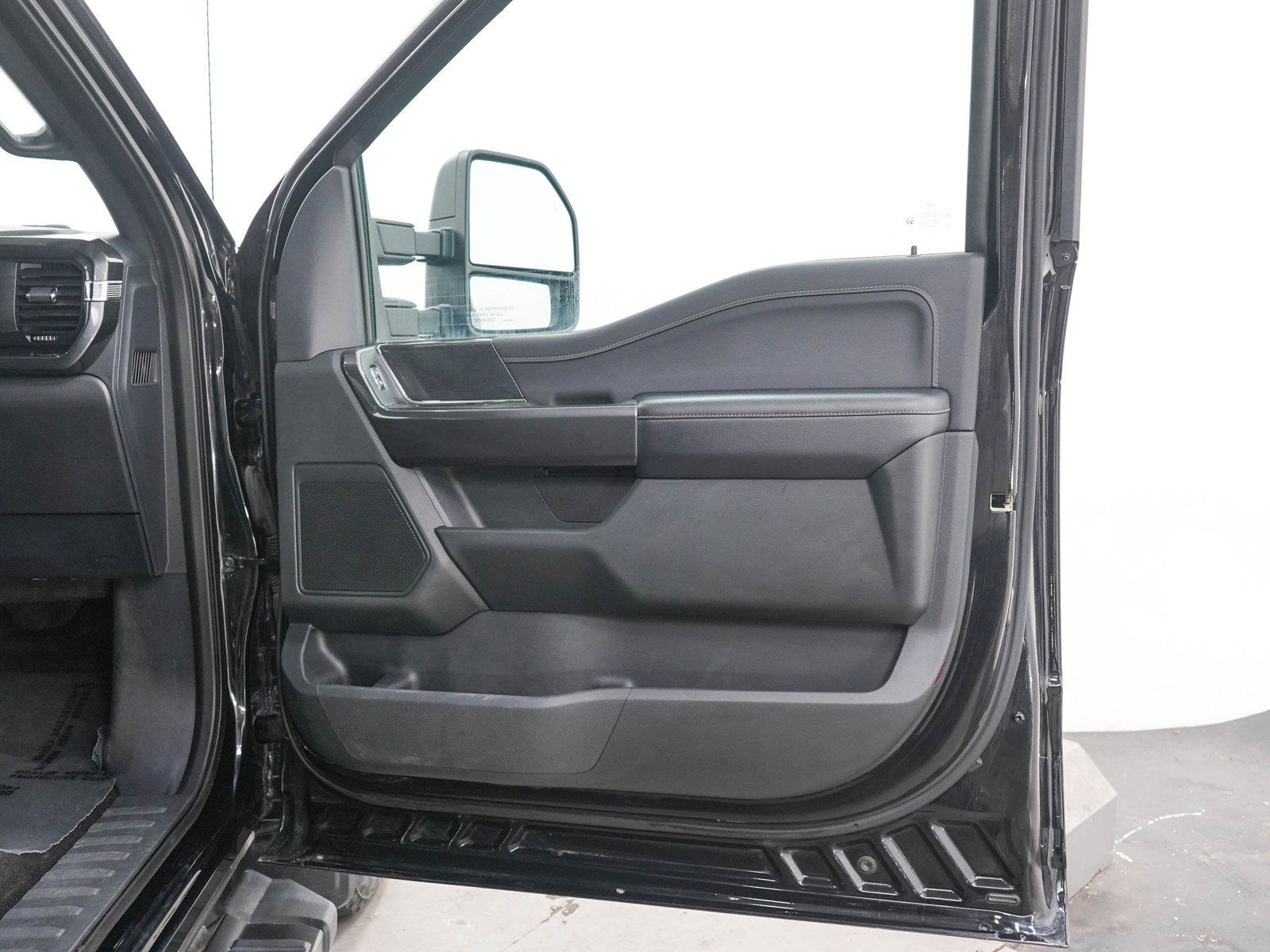 Used 2021 Ford F150 XLT w/ Equipment Group 302A High AWD/4WD image 9