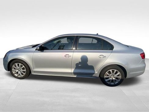 Used 2012 Volkswagen Jetta SE FWD image 5