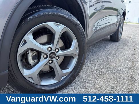 Used 2025 Ford Escape ST-Line Select AWD/4WD image 7