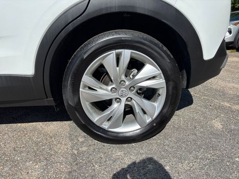 Used 2025 Buick Encore GX Preferred FWD image 29