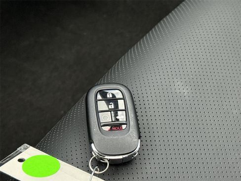 Used 2025 Honda Accord EX-L image 31