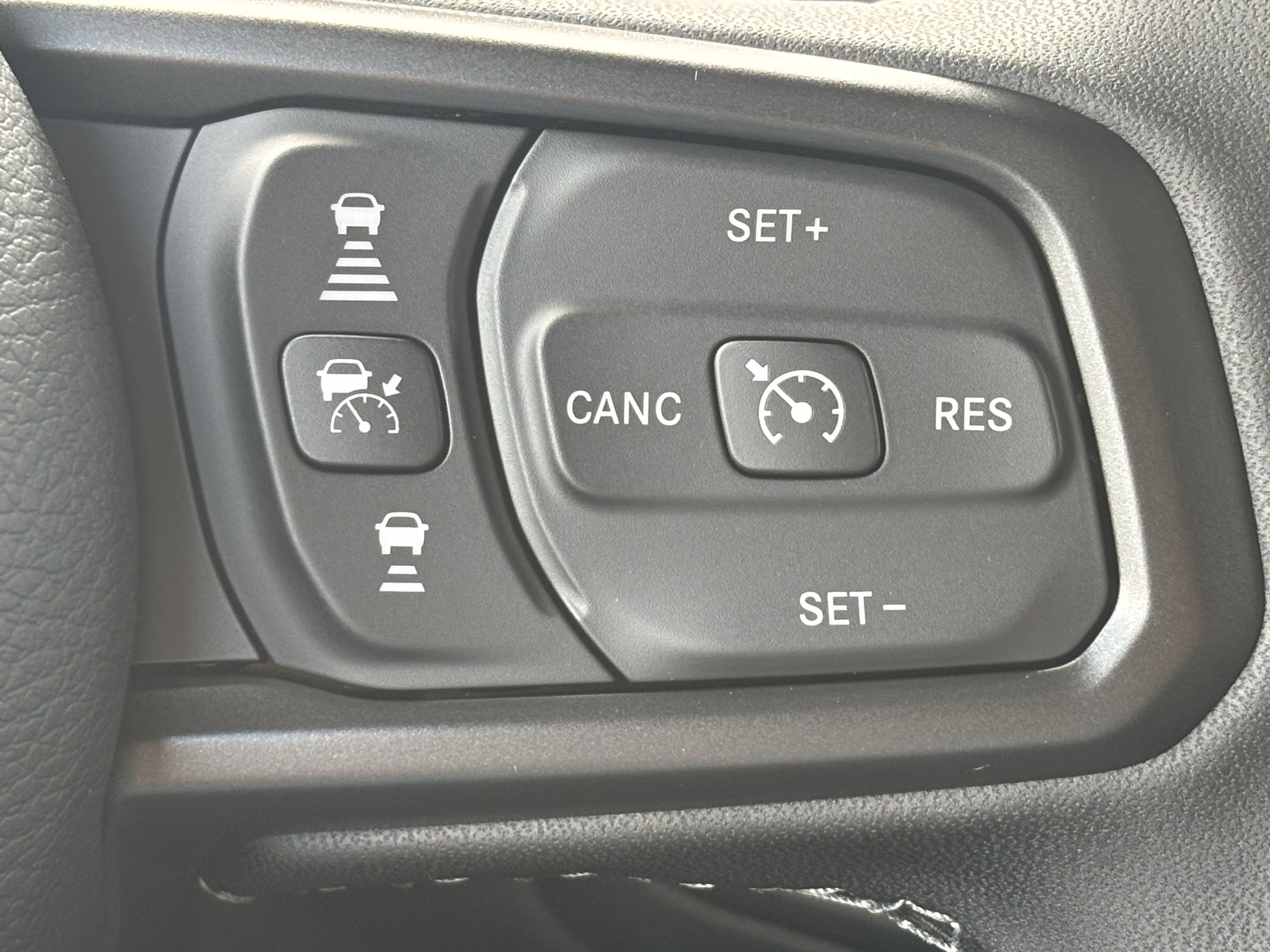 New 2027 Jeep Gladiator Sport AWD/4WD image 11