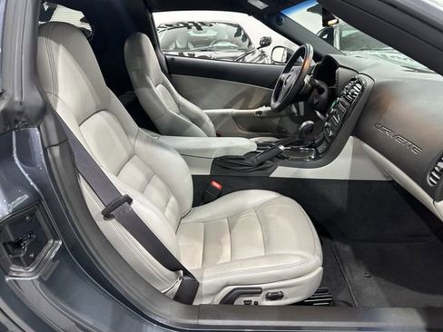 Used 2009 Chevrolet Corvette Coupe w/ Preferred Equipment Group image 16