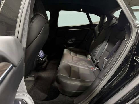 Used 2021 Tesla Model S Plaid image 23