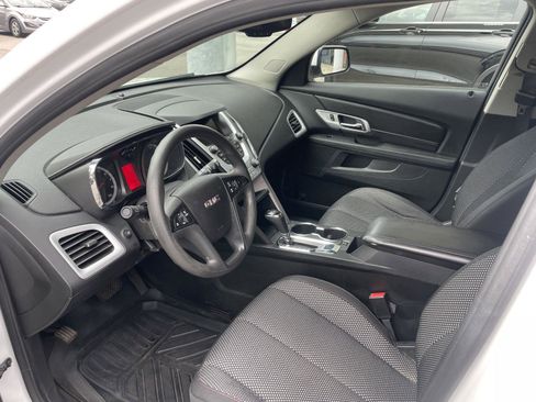 Used 2017 GMC Terrain SLE image 17