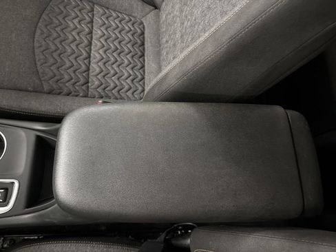 Used 2023 Chevrolet Equinox LT image 52