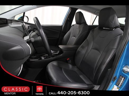 Certified 2022 Toyota Prius Prime XLE image 5