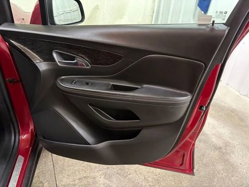 Used 2014 Buick Encore Leather AWD/4WD image 28