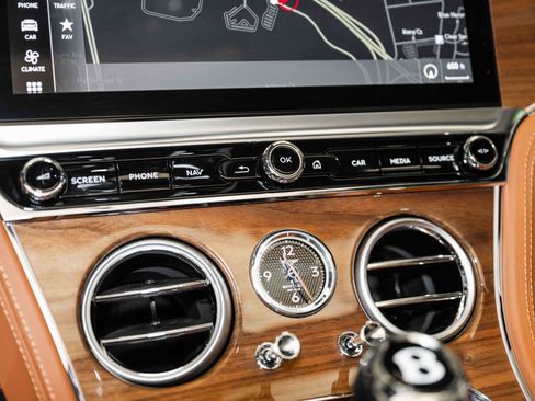 Certified 2024 Bentley Continental GT V8 AWD/4WD image 30