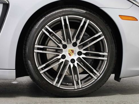 Used 2016 Porsche Panamera Edition RWD image 12