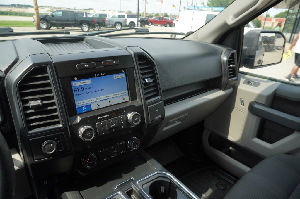 Used 2019 Ford F150 XL w/ Equipment Group 101A Mid AWD/4WD image 19