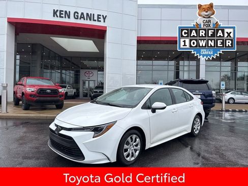 Certified 2025 Toyota Corolla LE image 1