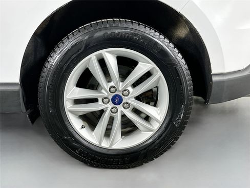 Used 2017 Ford Edge SEL w/ Equipment Group 201A image 28