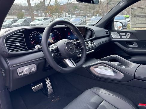 New 2025 Mercedes-Benz GLS 450 4MATIC image 11