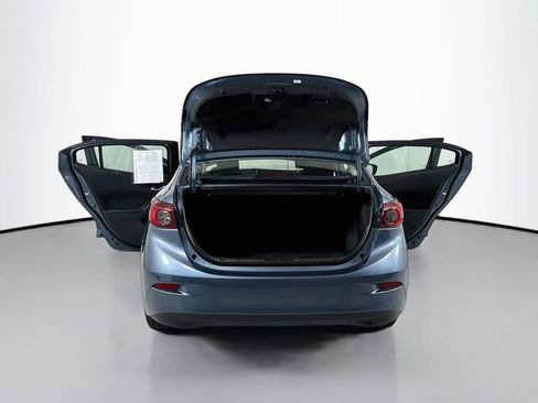Used 2014 MAZDA MAZDA3 i Touring w/ Technology Package FWD image 20