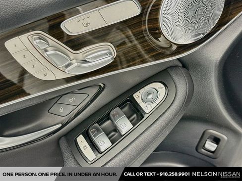 Used 2020 Mercedes-Benz GLC 300 image 18