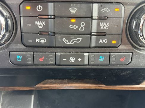Used 2019 Ford F150 Lariat AWD/4WD image 30