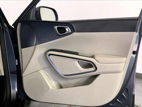 Certified 2023 Kia Soul EX FWD image 25