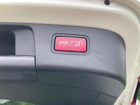 Used 2015 Mercedes-Benz GLA 250 4MATIC image 35