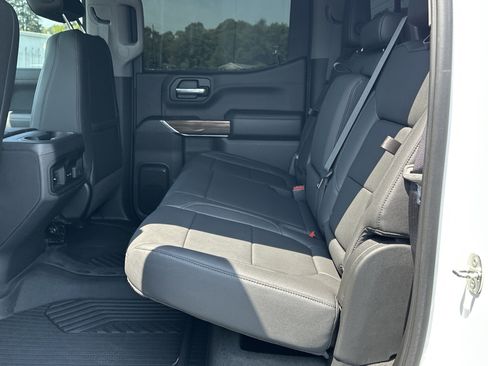 Used 2021 Chevrolet Silverado 1500 LT Trail Boss w/ Convenience Package II image 15