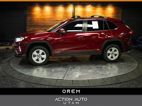 Used 2021 Toyota RAV4 XLE w/ Carpet Mat Package (TMS) AWD/4WD image 1