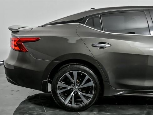 Used 2016 Nissan Maxima 3.5 SL FWD image 11