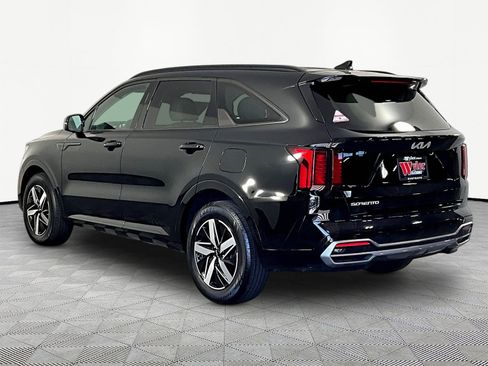 Used 2023 Kia Sorento S FWD image 4