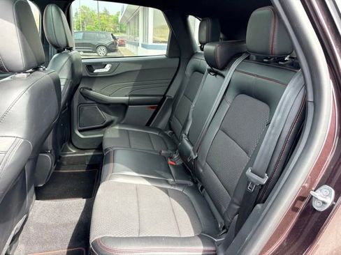 Used 2023 Ford Escape ST-Line w/ Tech Pack #1 AWD/4WD image 19