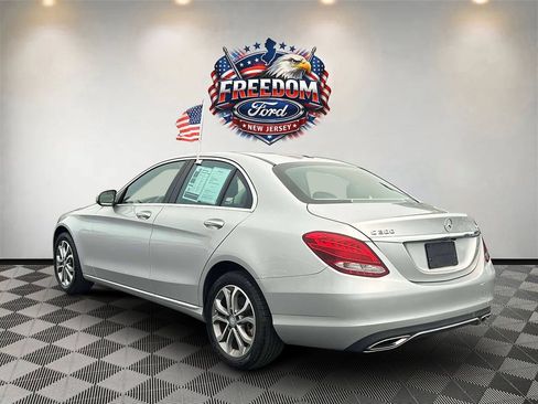 Used 2016 Mercedes-Benz C 300 4MATIC Sedan image 6