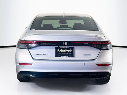 Used 2024 Honda Accord EX-L image 7