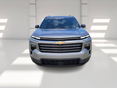 New 2026 Chevrolet Traverse LT w/ Driver Confidence Package image 2