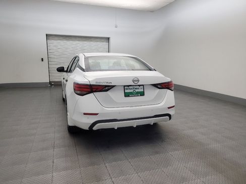 Used 2025 Nissan Sentra S image 6