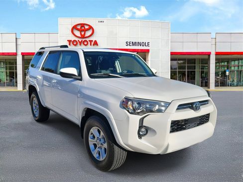 Used 2023 Toyota 4Runner SR5 image 2