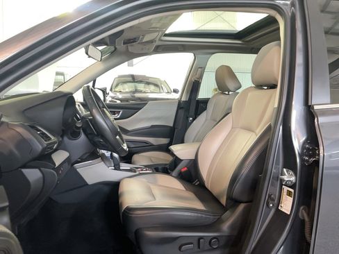 Used 2023 Subaru Forester Limited AWD/4WD image 7