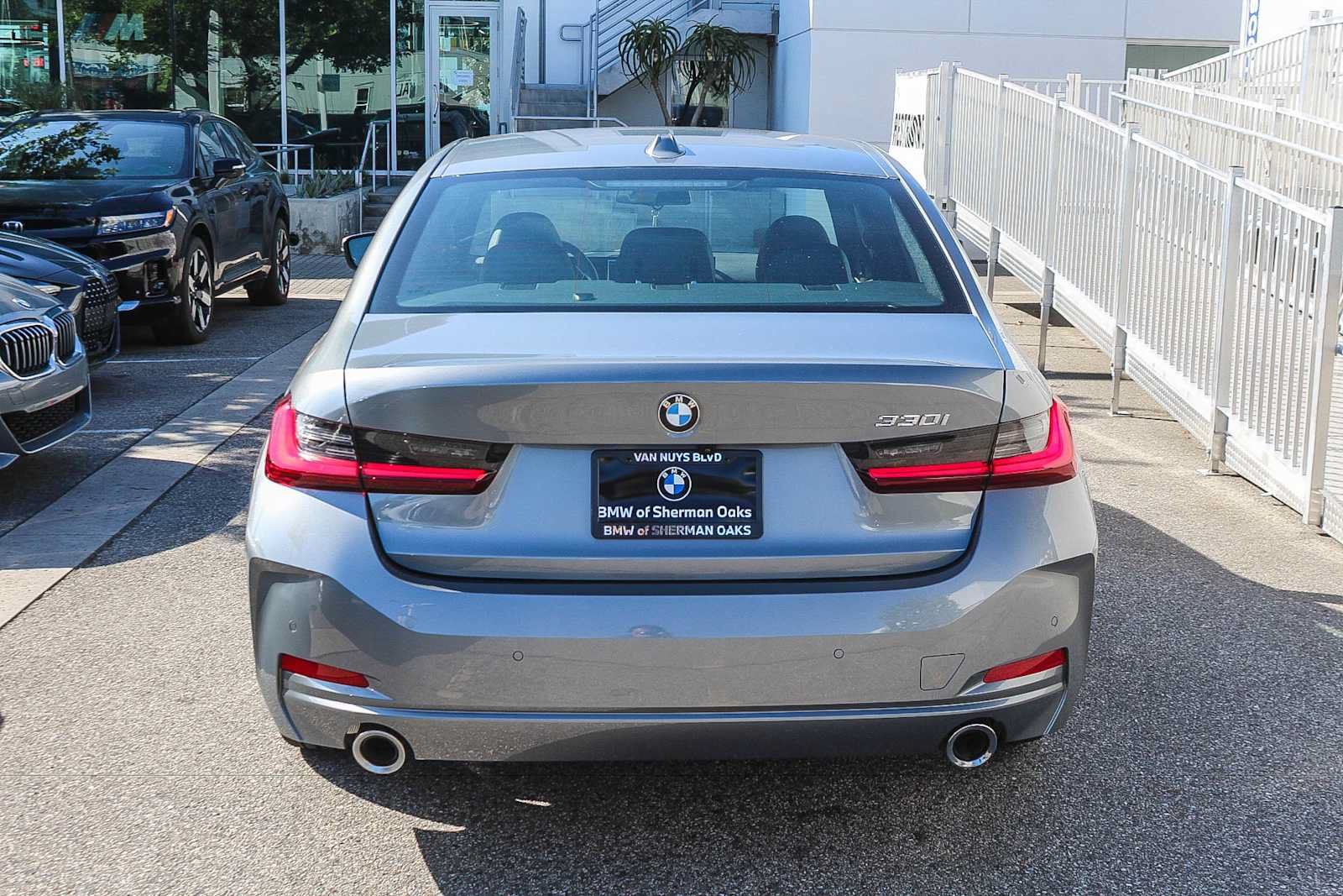 Used 2026 BMW 330i Sedan w/ Convenience Package RWD image 9
